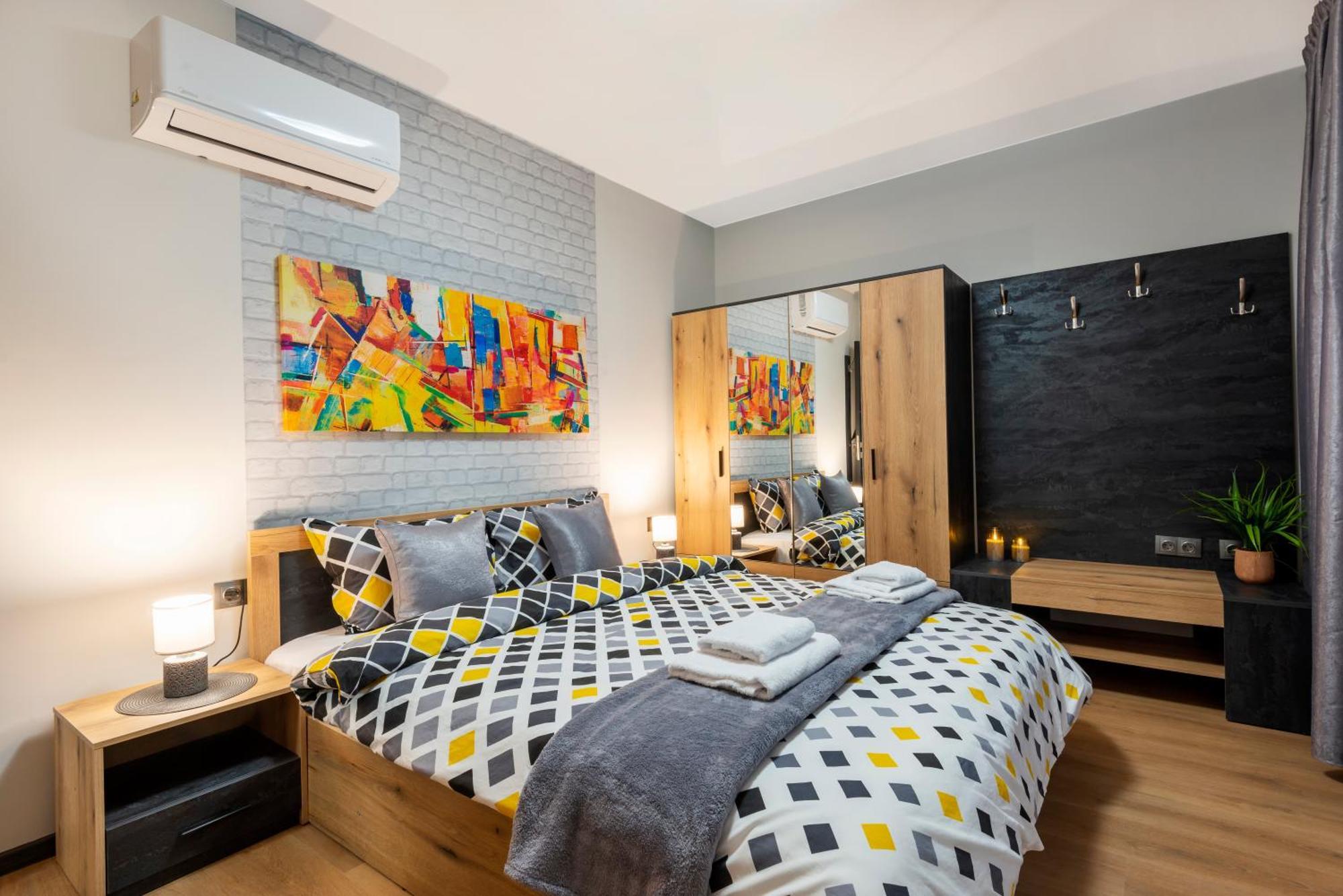 Best Guest 2 Apartments Plowdiw Exterior foto